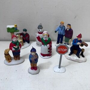 9pc Vtg Lemax Christmas Village People Figurines Porcelain Winter Dickensvale